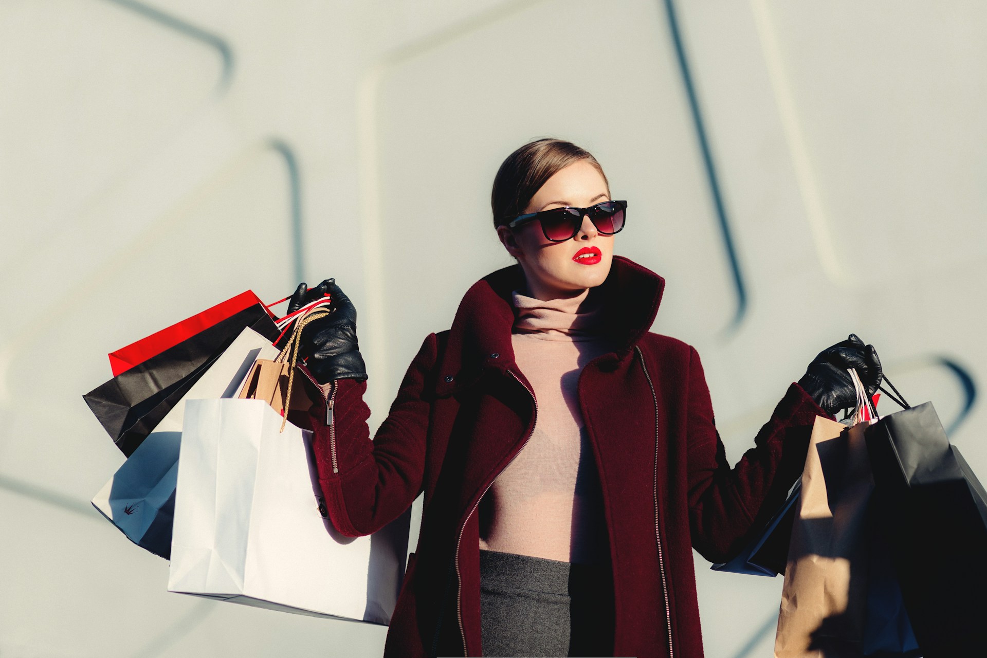 7 Signs You Need an Online Personal Shopper UK